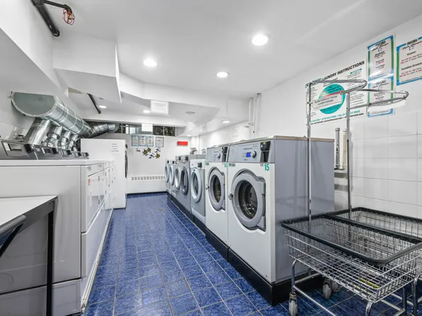 1874 Pelham Parkway South image 7 of 8