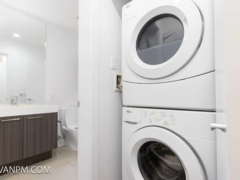 608 Como Lake Ave #316 — Photo 7