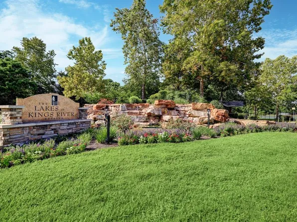 21003 Kings River Point, Kingwood, TX 77346