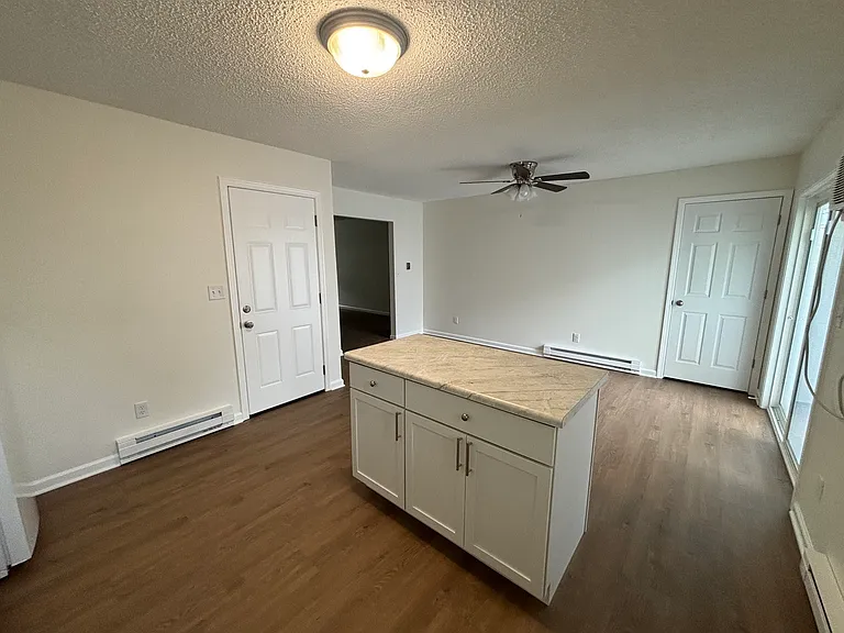 207 S King St #207 — Photo 5