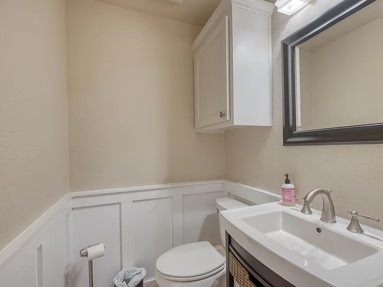 1103 The Cape Rd #2 — Photo 24