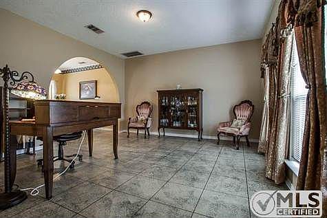 5th image of 2603 Whitetail Dr