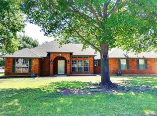 129 Jaron Dr, Pottsboro, TX 75076