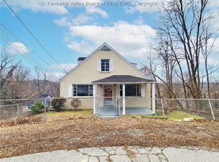 1601 Camden Dr, Charleston, WV 25302