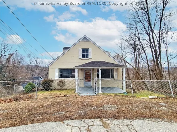 1601 Camden Dr, Charleston, WV 25302