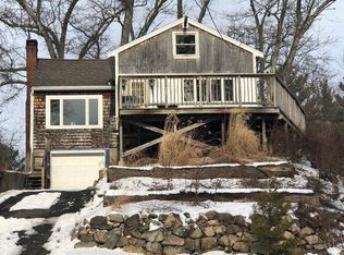 21 Lakeshore Dr, Georgetown, MA 01833