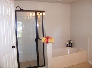 6022 Brookline Dr, Rowlett, TX 75089