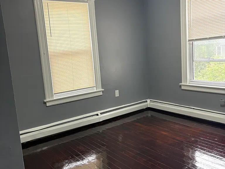 34 Lenox St #2 — Photo 9