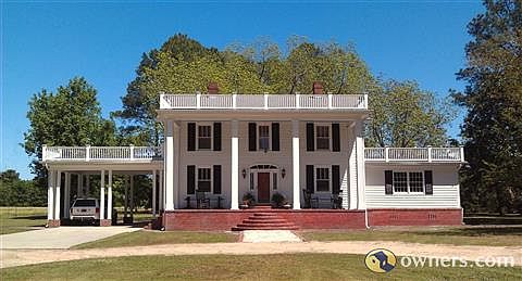 Front View of Home