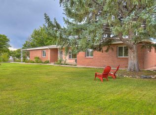 900 Ortega Rd NW, Los Ranchos De Albuquerque, NM 87114