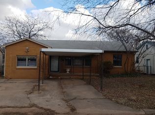 1221 S 16th St, Chickasha, OK 73018
