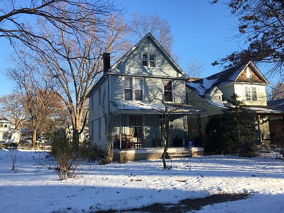 2nd image of 421 Cypress Ave