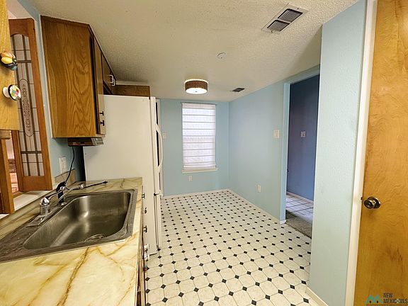 5th image of 200 Lakeview Ter