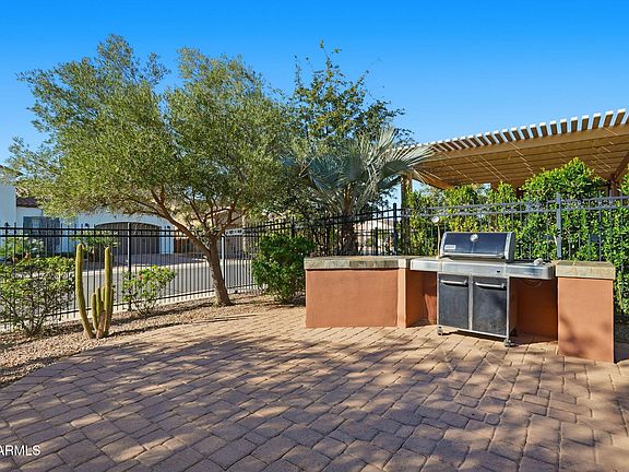 3rd image of 1746 E HARMONY Way