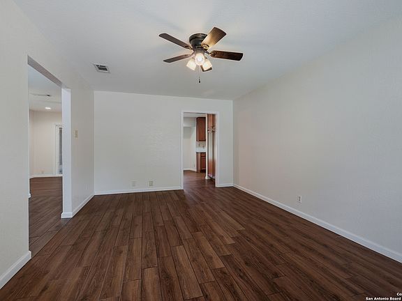5th image of 5818 SLOAN DR