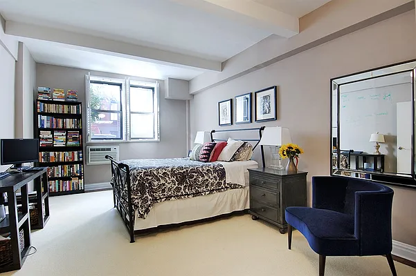 Sold by Corcoran | media 4