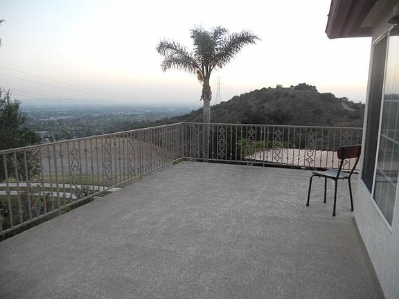 3rd image of 1001 Sunflower Ave