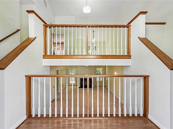 2nd image of 3514 Benthollow Ln
