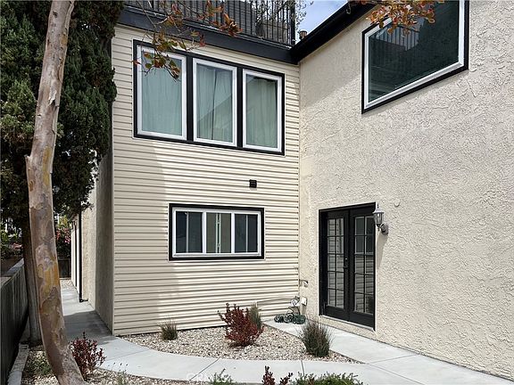 5th image of 959 2nd St