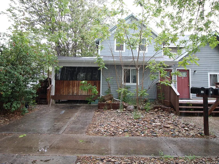 705 E 6th St — Photo 10