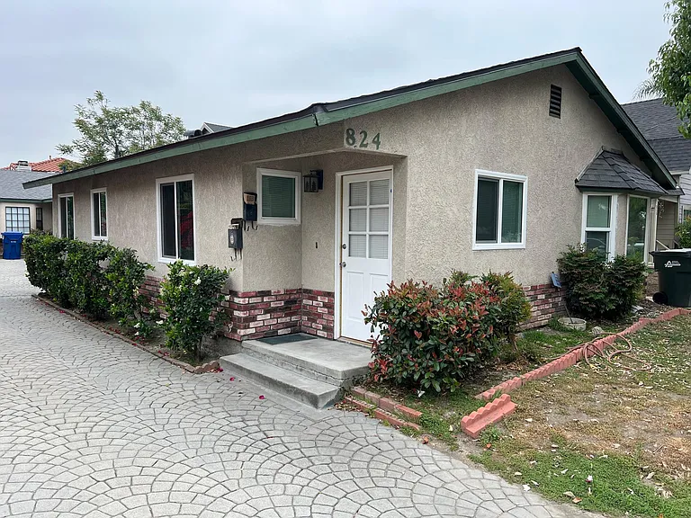 824 S California Ave #A — Photo 2