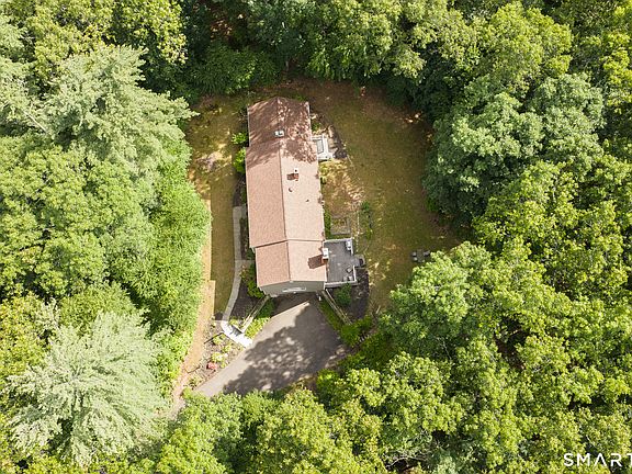 3rd image of 23 Hampden Road