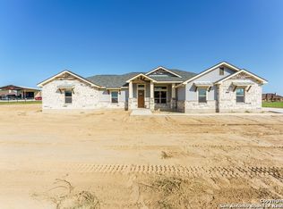 121 Westfield Lndg, La Vernia, TX 78121