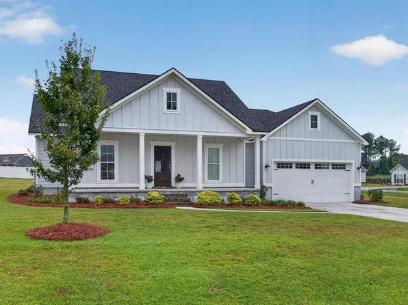 32 Mossy Oak Cir, Tifton, GA 31793