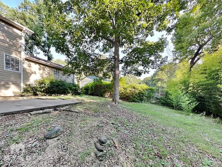 1438 Cabin Hill Rd — Photo 35