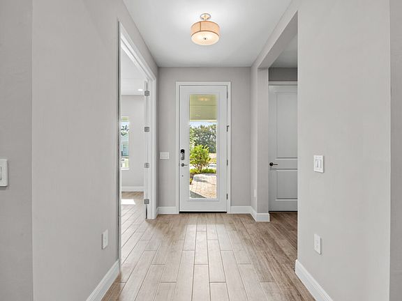 3rd image of 3057 Heritage Pines Dr