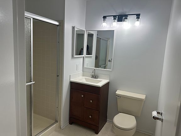 5th image of 158 Darwin Ln