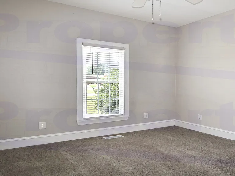 126 Linda St #A — Photo 18