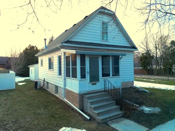 409 N Mountain St, Bay City, MI 48706