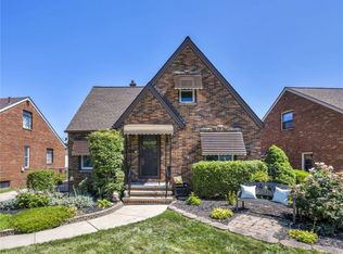 6467 Stanbury Rd, Parma, OH 44129