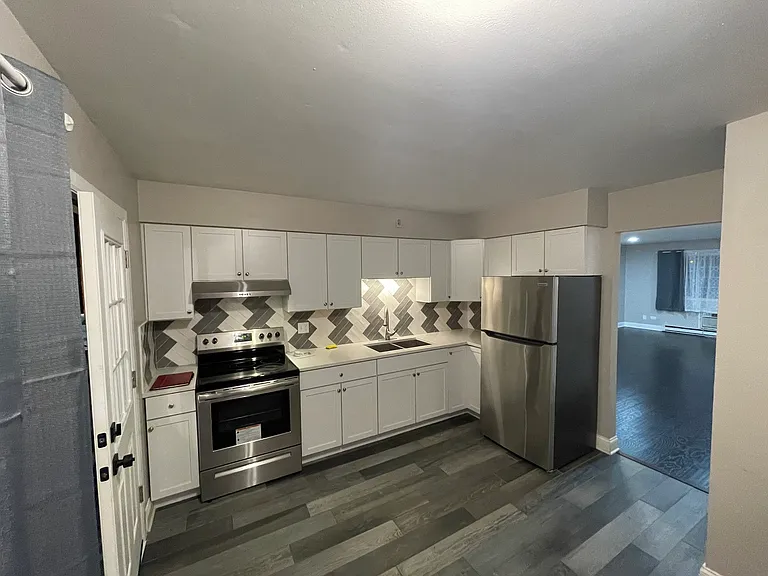397 Poplar Ave #2-E — Photo 7