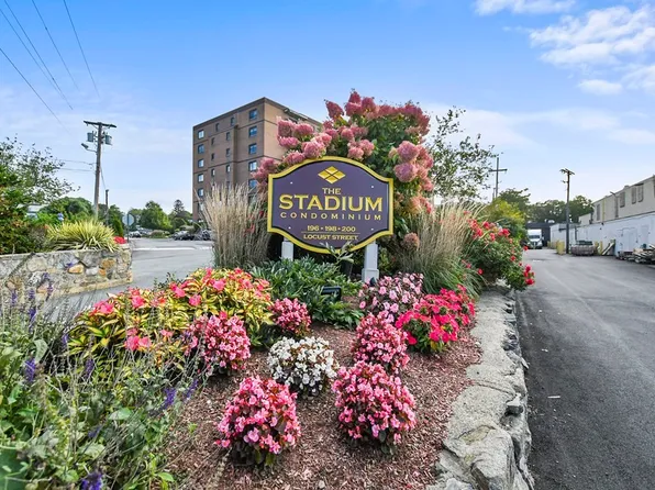 196 Locust St APT 208, Lynn, MA 01904