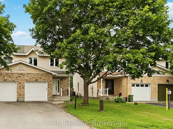 43 Kathleen Cres, Ottawa, ON K2S 1L5