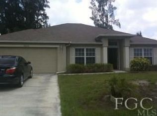 1825 NE 4th Pl, Cape Coral, FL 33909