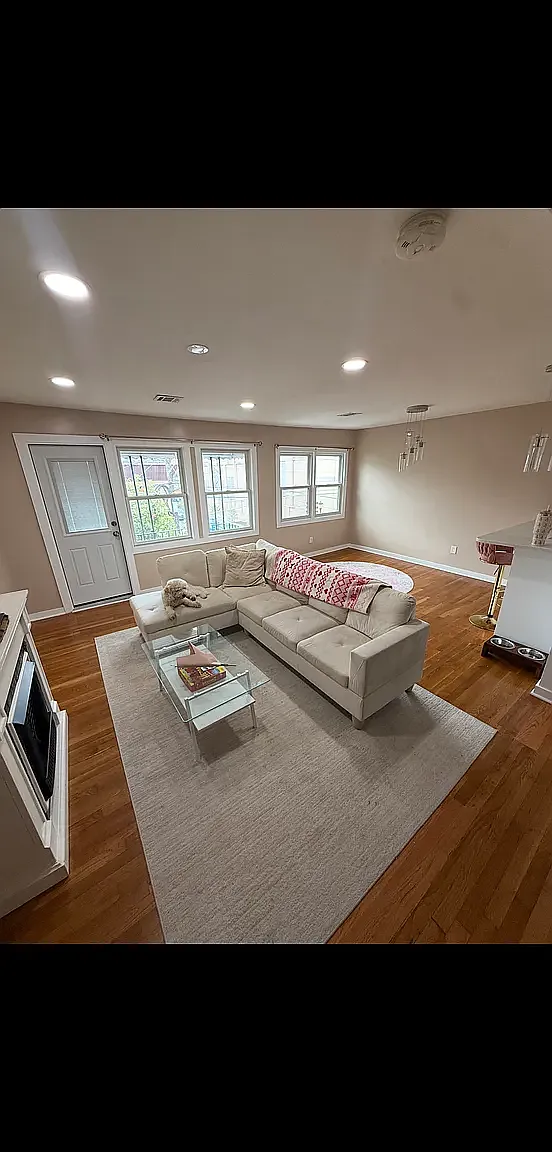1 bed, 2080 sqft, $1,236 — Photo 1