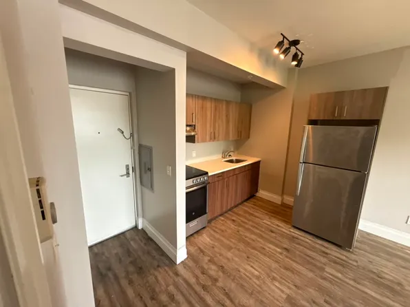 100-106 N Grove St #403A, East Orange, NJ 07018