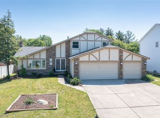 14155 Crystal Creek Dr, Strongsville, OH