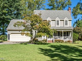 513 Richmond Dr, Sanford, NC 27330
