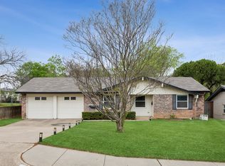 1315 Aransas Dr, Euless, TX 76039