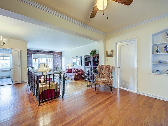 4th image of 112-50 78th Ave #6F