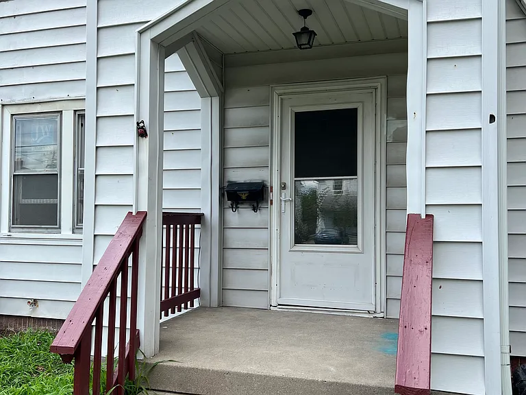 3817 Torrance Dr — Photo 1