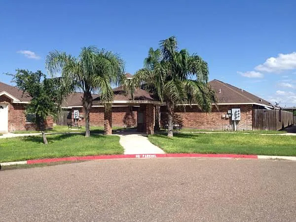 2501 Toledo Ave #17