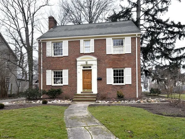 3712 Traver Rd, Shaker Heights, OH 44122