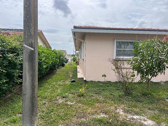 3rd image of 5803 NW 86th Avenue