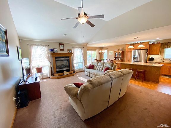 3rd image of 2165 Jodi Ct