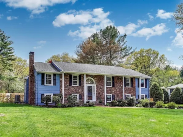 24 Spruce Dr, Westwood, MA 02090